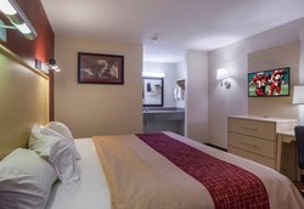  Red Roof Inn West Memphis, AR  8