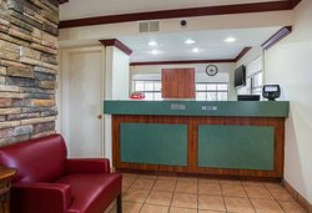  Red Roof Inn West Memphis, AR  6