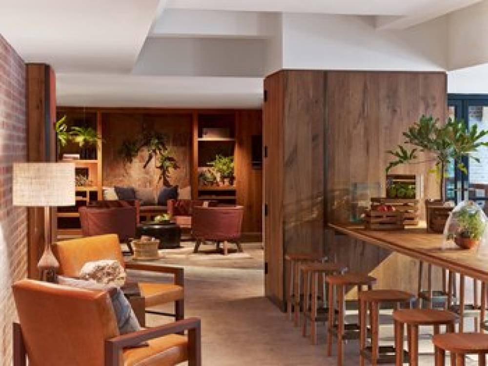 1 HOTEL CENTRAL PARK 9