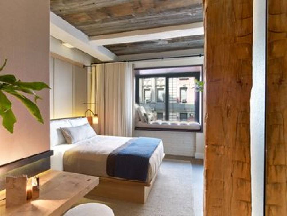 1 HOTEL CENTRAL PARK 4