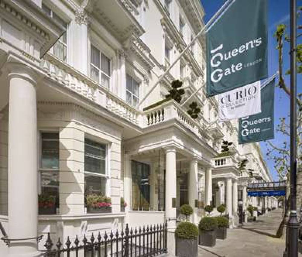 100 QUEEN&APOS;S GATE CURIO BY HILT 3