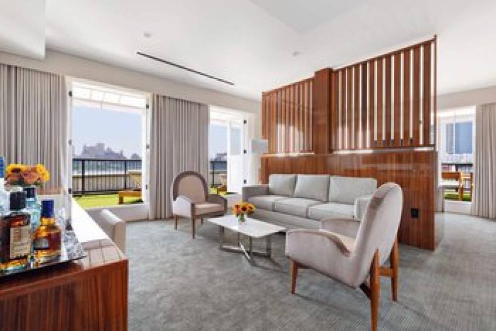 33 SEAPORT HOTEL NEW YORK 5
