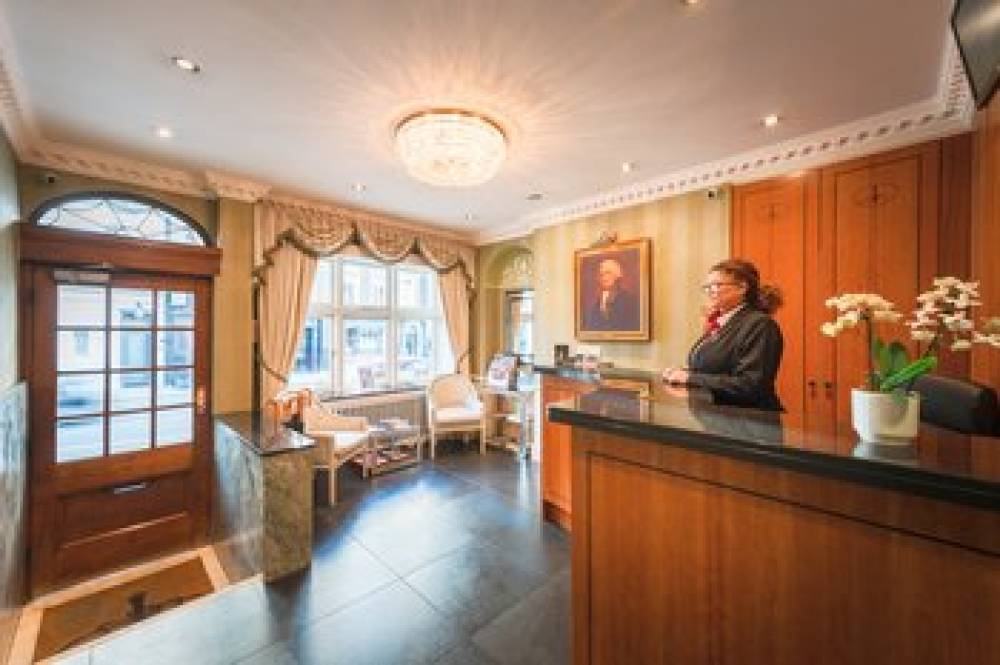 44 CURZON STREET BYMANSLEY 3