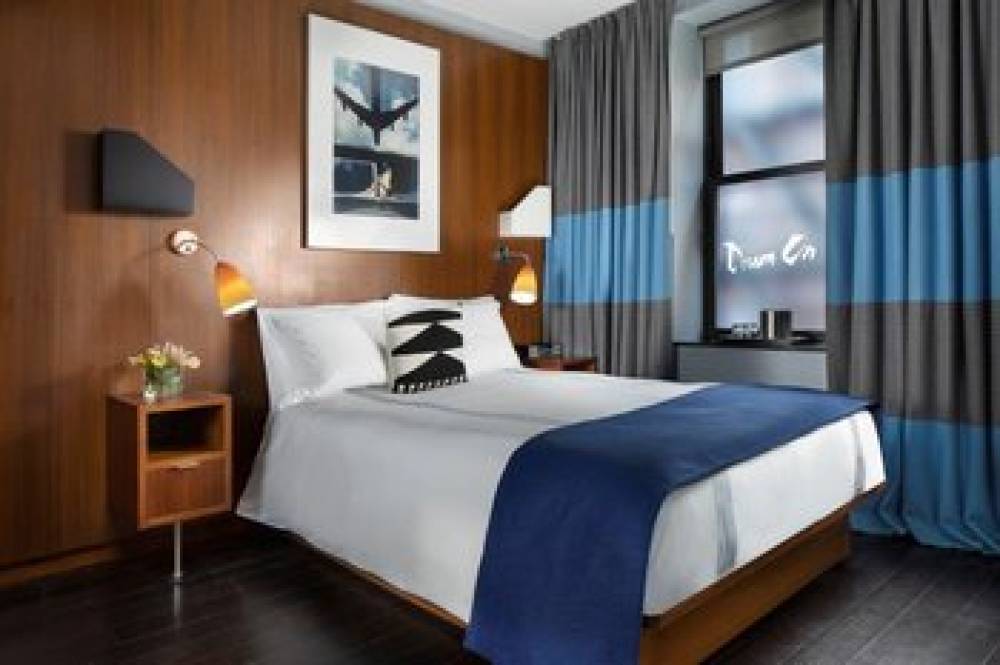 6 COLUMBUS CENTRAL PARK HOTEL 4