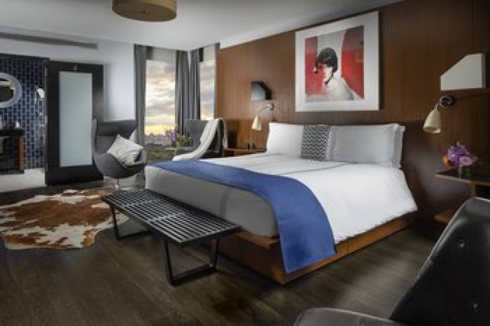 6 COLUMBUS CENTRAL PARK HOTEL 8