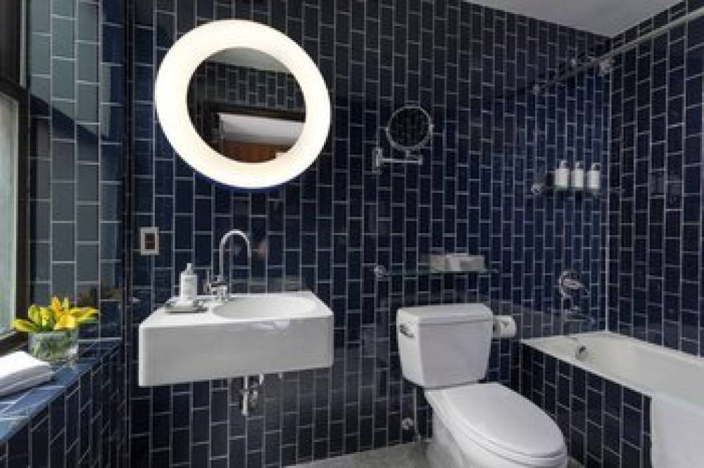 6 COLUMBUS CENTRAL PARK HOTEL 5