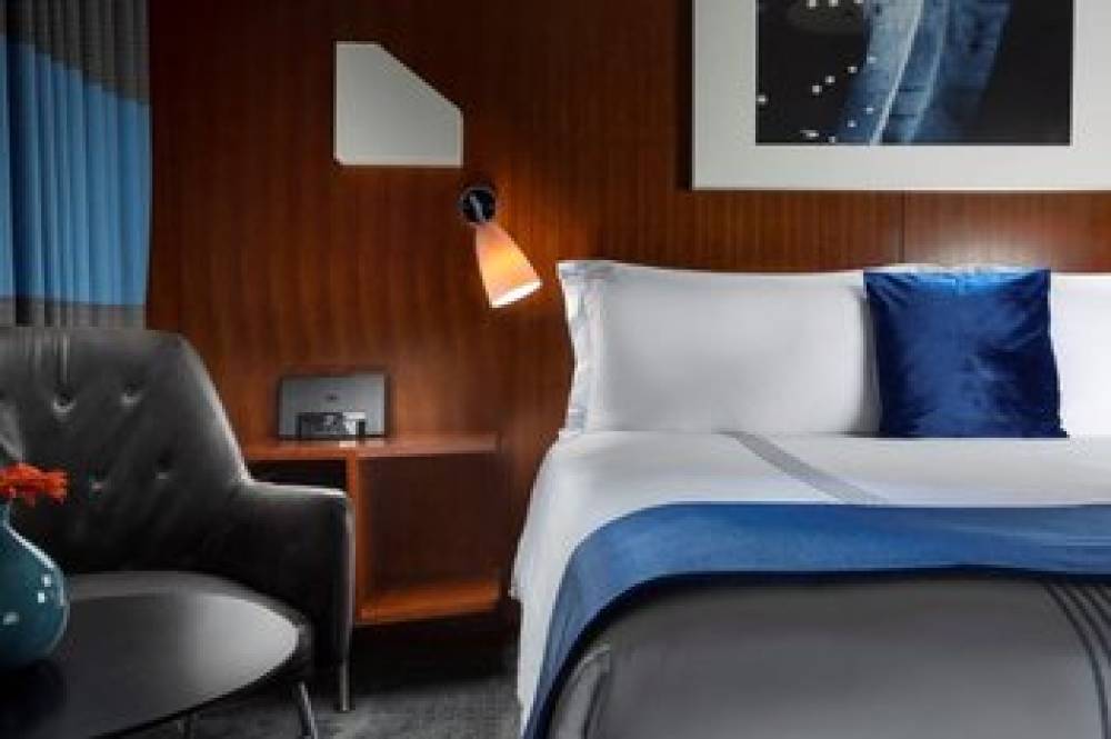 6 COLUMBUS CENTRAL PARK HOTEL 7