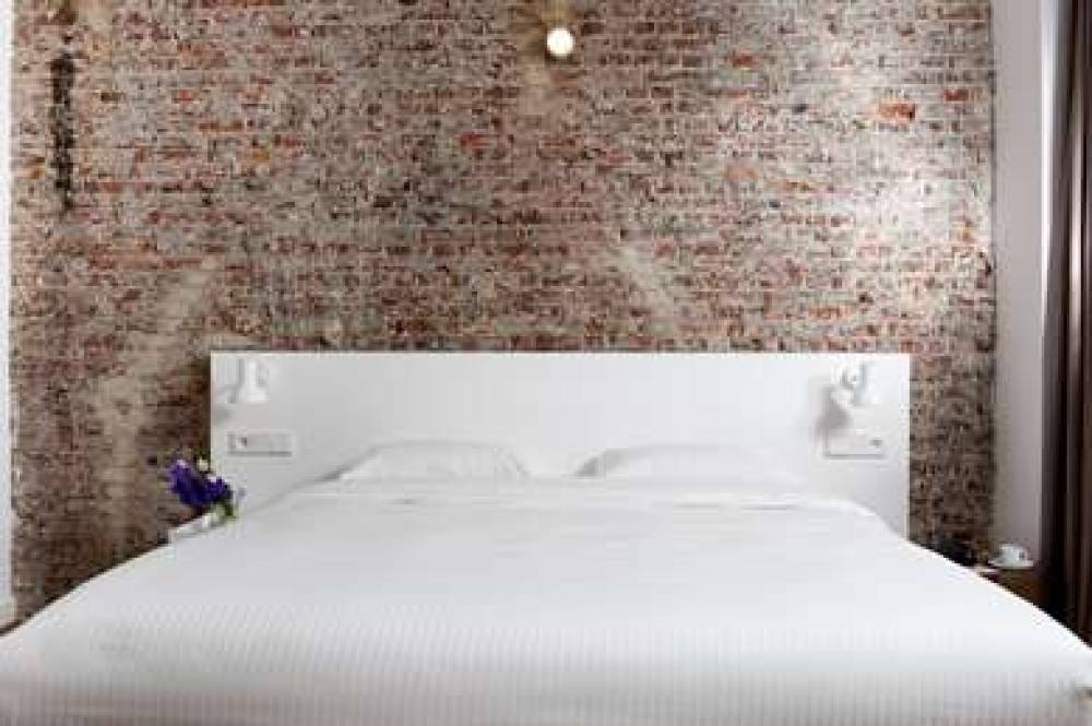9HOTEL CENTRAL 10