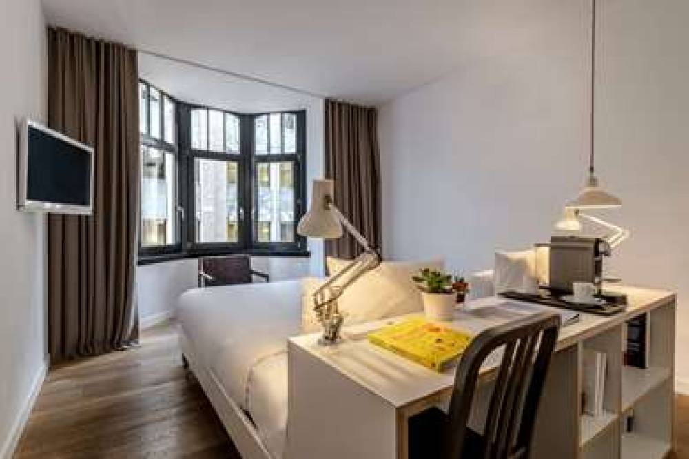 9HOTEL CENTRAL 1