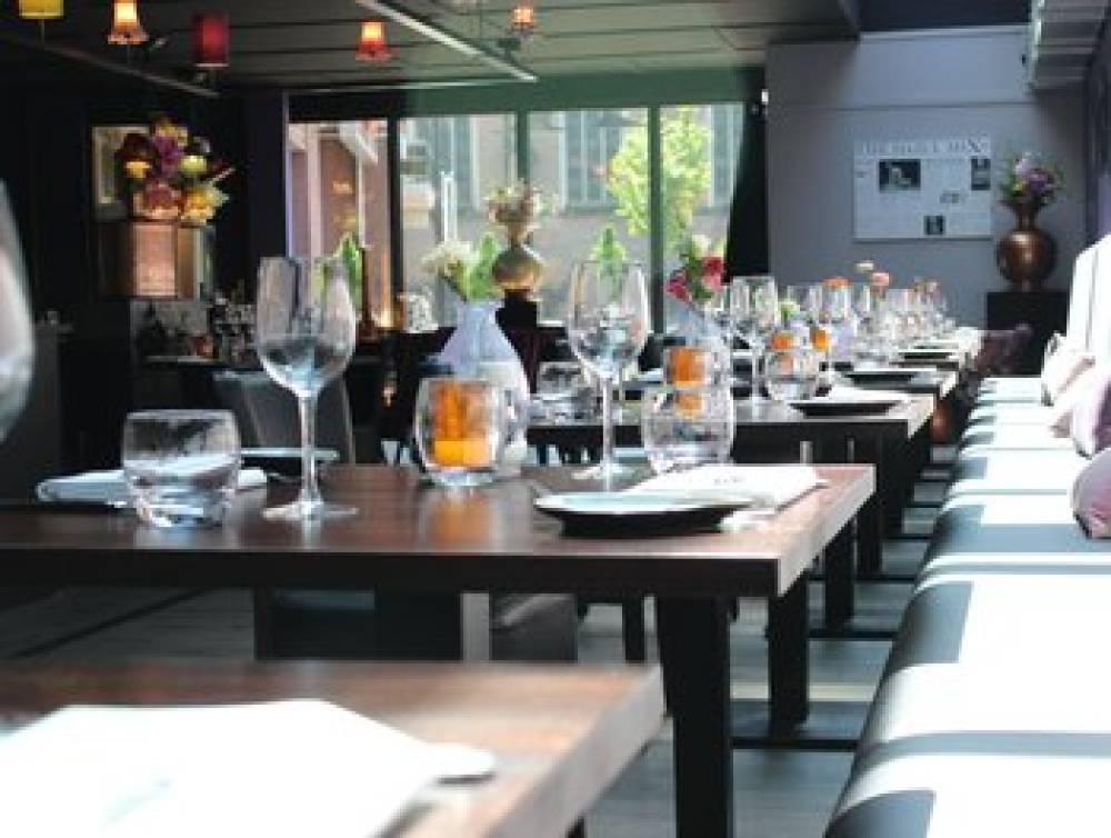 A HOTEL OOSTERHOUT 7