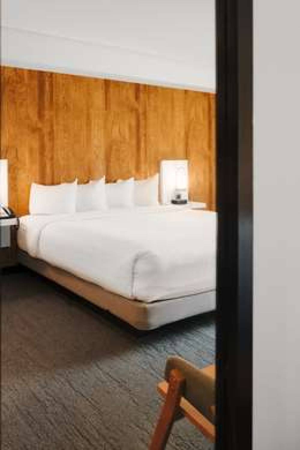 AAVA WHISTLER HOTEL 6