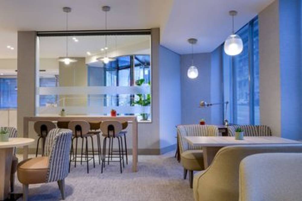 AC By Marriott Hotel Carlton Madrid 1
