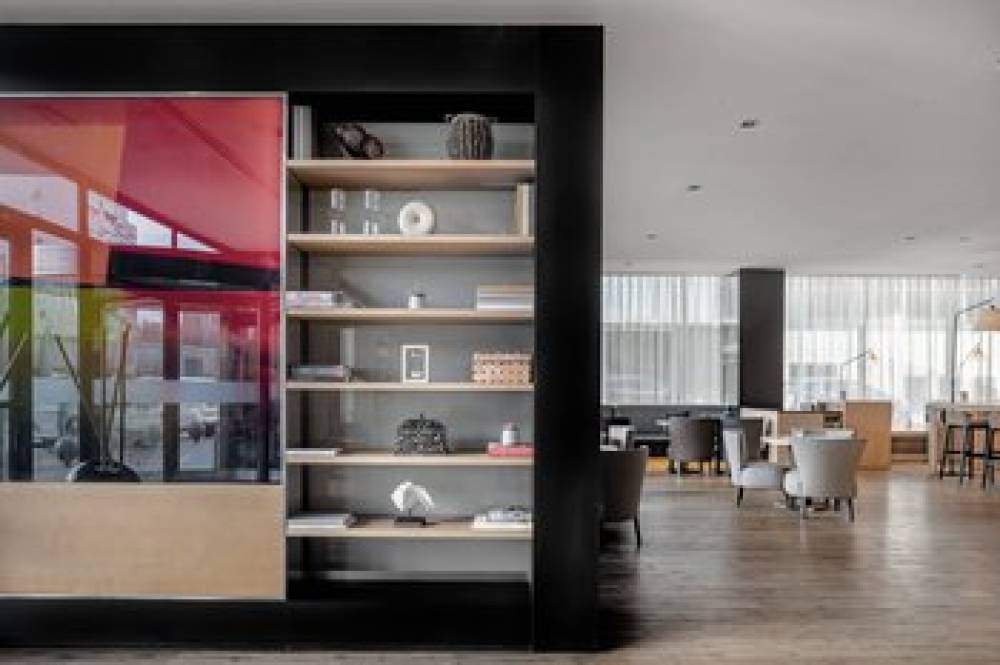 AC By Marriott Hotel Madrid Feria 4