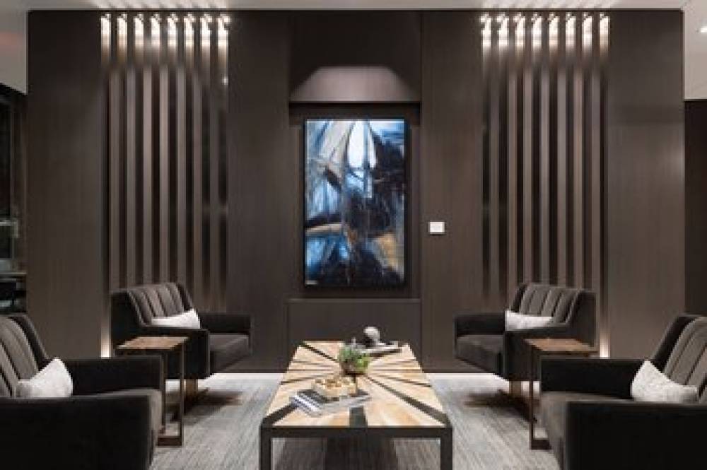 AC Hotel By Marriott Boston Cleveland Circle 6
