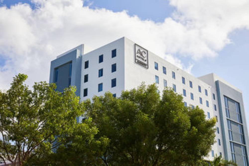AC Hotel By Marriott Miami Aventura 3