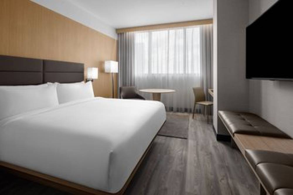 AC Hotel By Marriott Miami Brickell 10