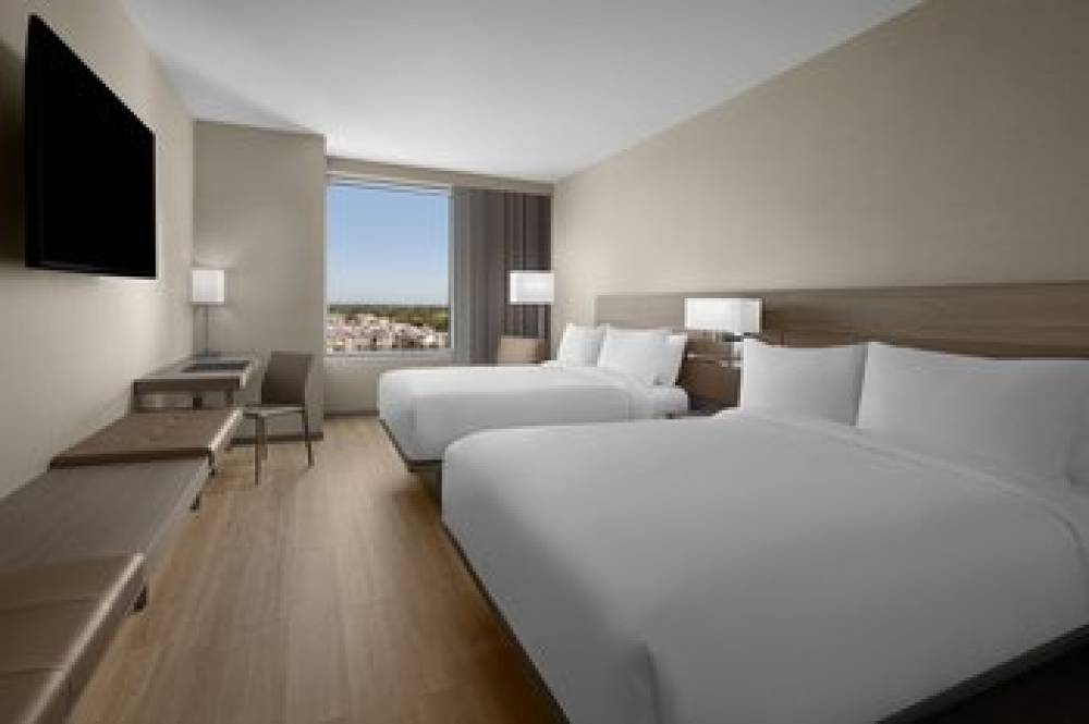 AC Hotel By Marriott Miami Dadeland 9