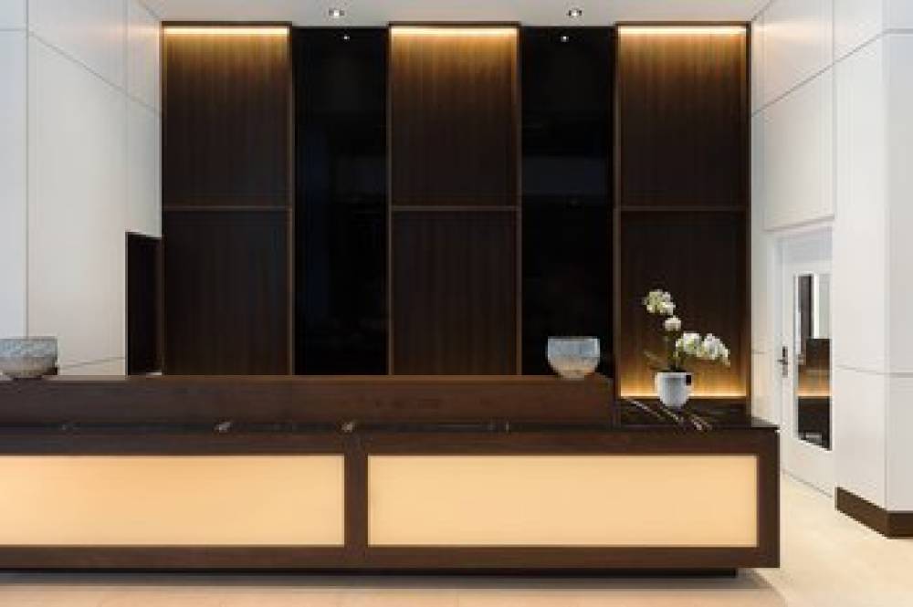AC Hotel By Marriott Montreal Downtown 2