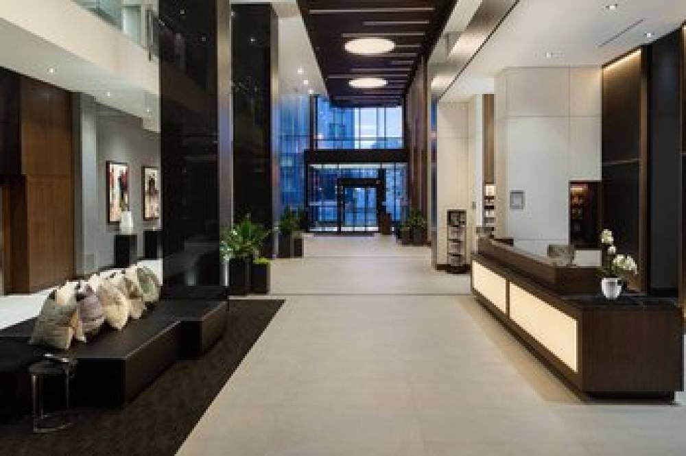 AC Hotel By Marriott Montreal Downtown 3