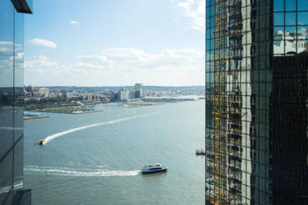 AC Hotel By Marriott New York Downtown 2