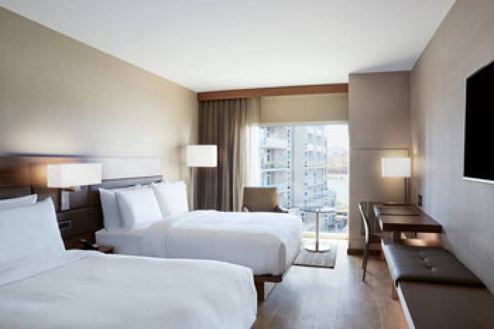 AC Hotel By Marriott Phoenix Tempe Downtown 8