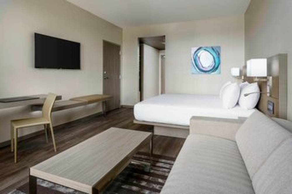 AC Hotel By Marriott Spartanburg 9