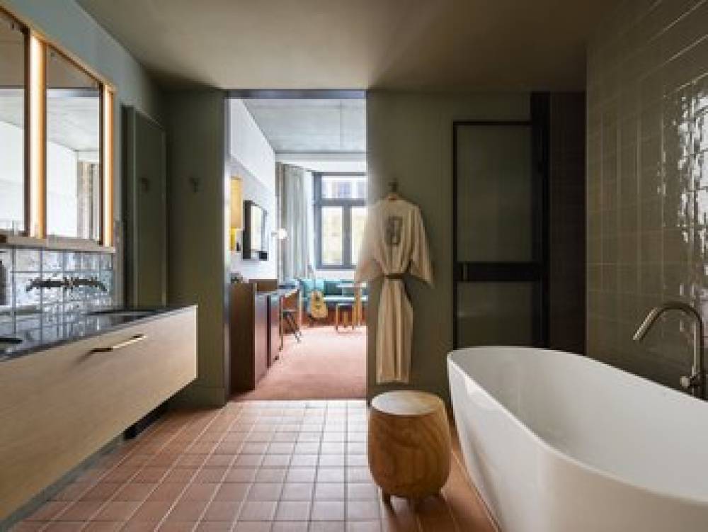 ACE HOTEL SYDNEY 8