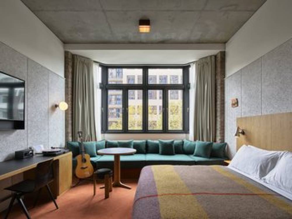 ACE HOTEL SYDNEY 9