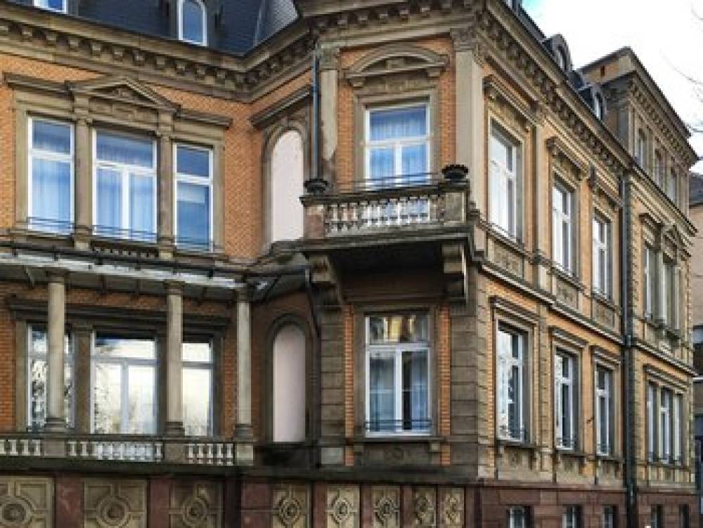 Adonis Strasbourg