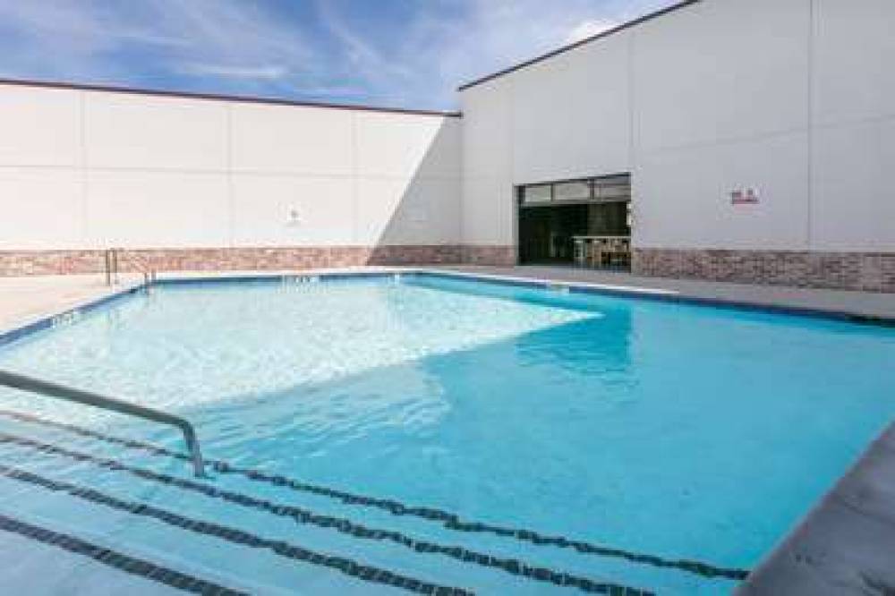 AGGIELAND BOUTIQUE HOTEL 4