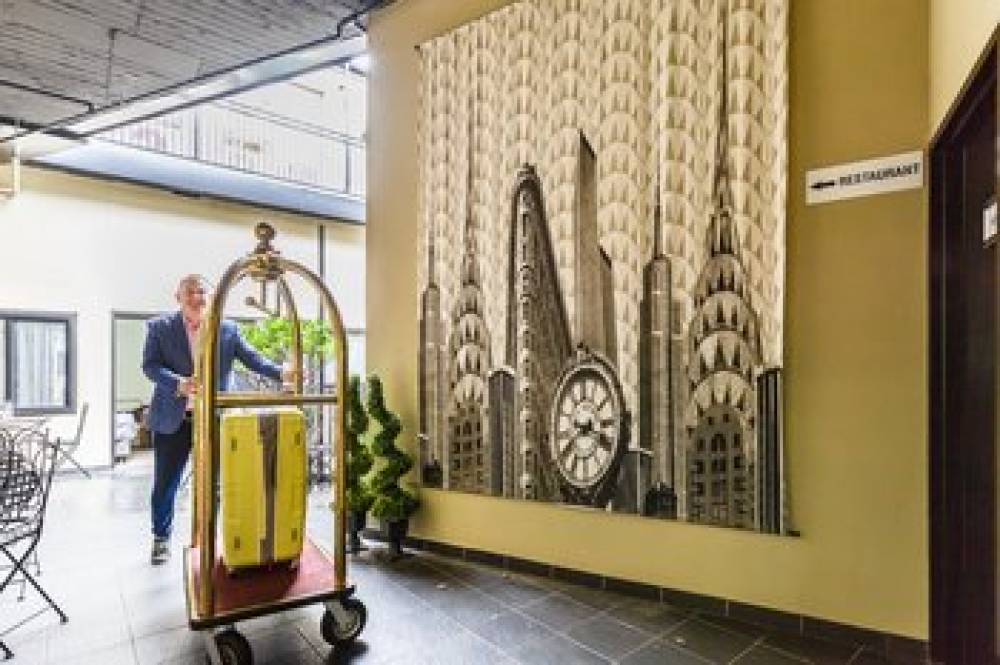 AIRPORT HOTEL SYDNEY 7
