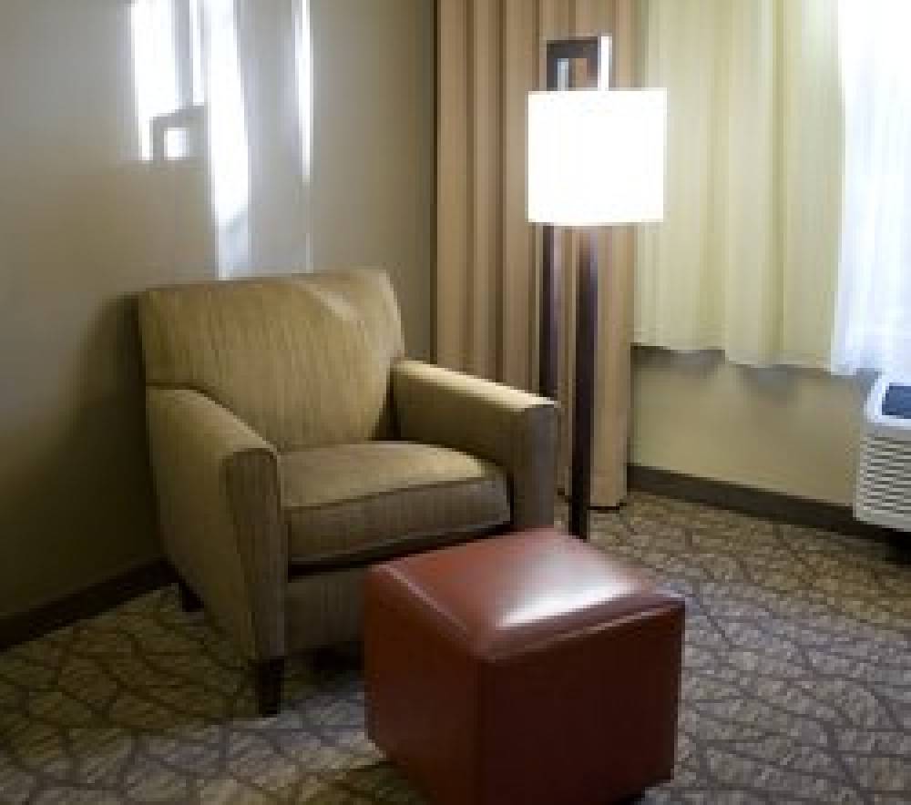 AIRTEL PLAZA HOTEL 4