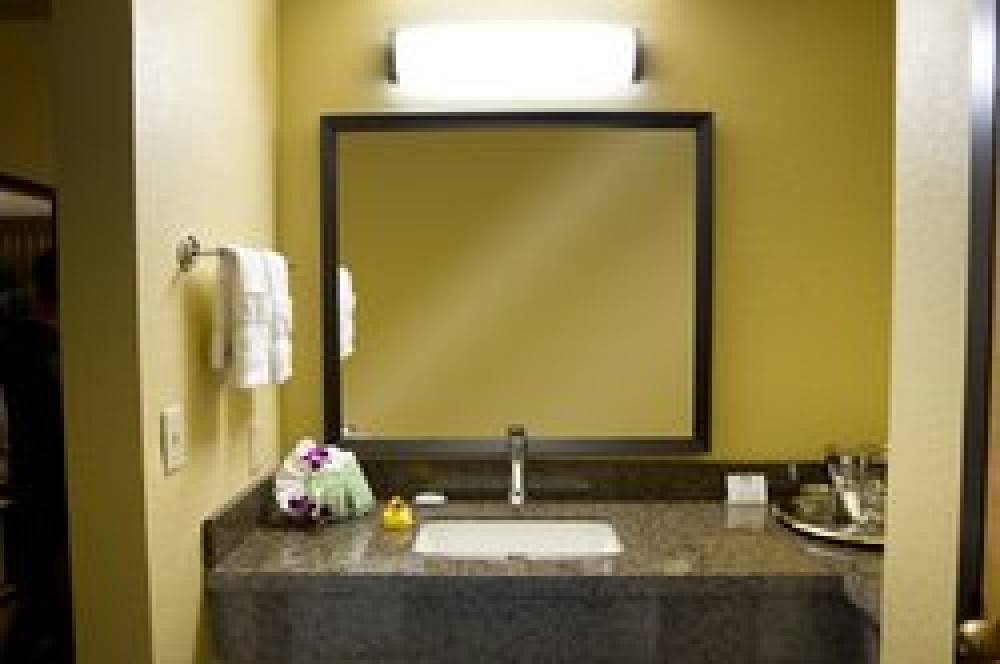 AIRTEL PLAZA HOTEL 5