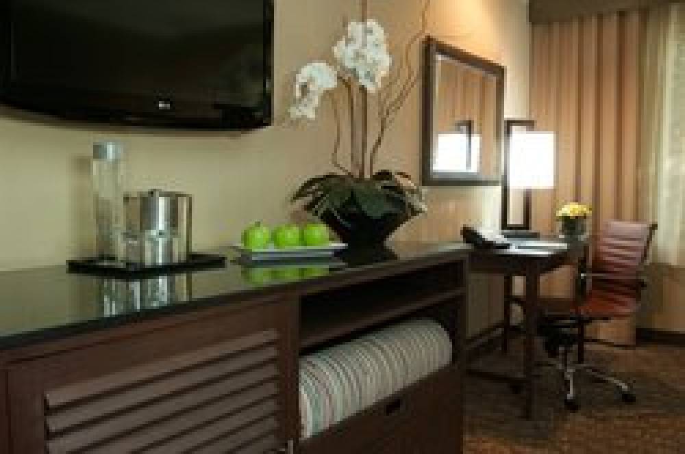 AIRTEL PLAZA HOTEL 9