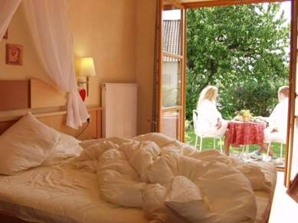 AKZENT HOTEL FRANZISKANER 4
