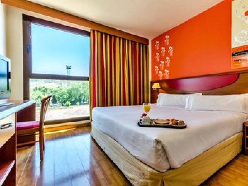 Alcala Plaza Hotel