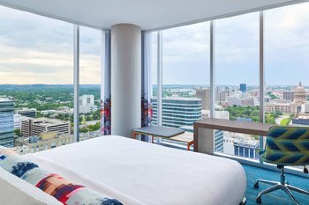 Aloft Austin Downtown 7