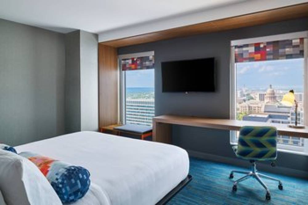 Aloft Austin Downtown 8