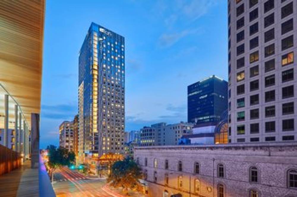 Aloft Austin Downtown 3