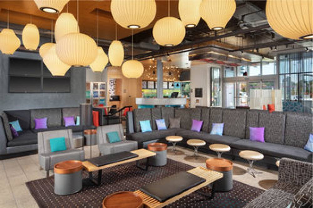 Aloft BWI Baltimore Washington International Airport 9