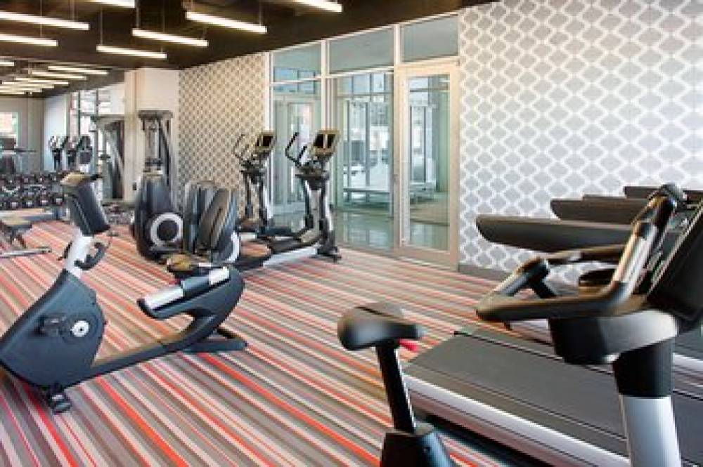 Aloft Cleveland Beachwood 1