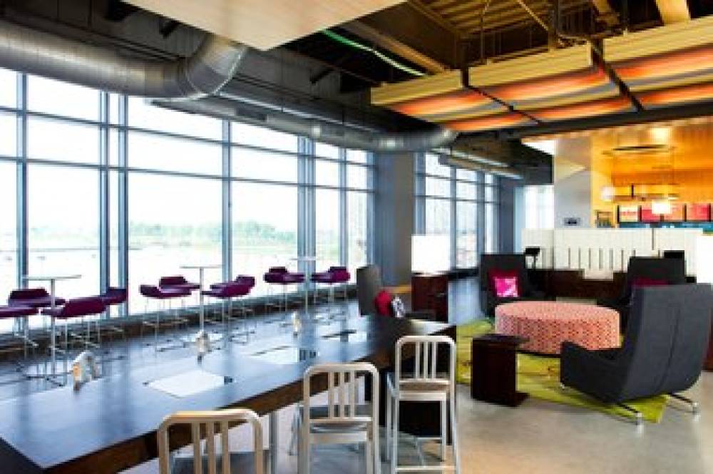 Aloft Cleveland Downtown 3