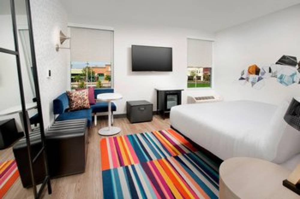 Aloft Dallas Arlington South 6
