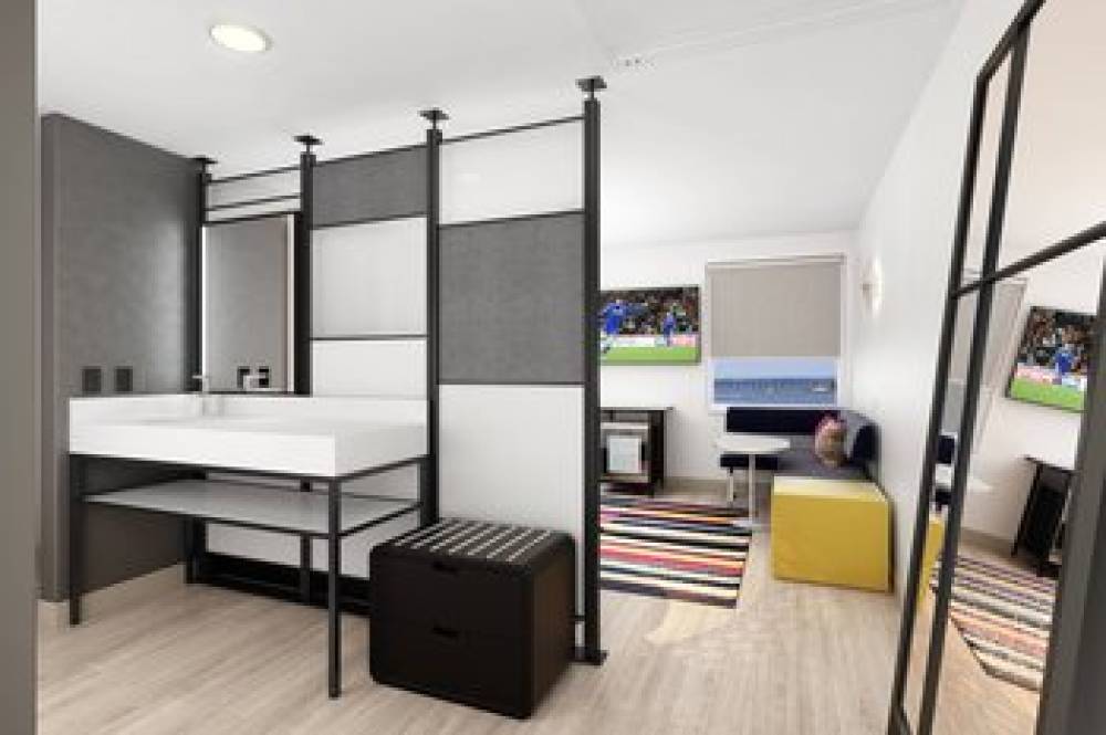 Aloft Dallas Arlington South 4