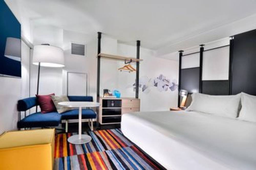 Aloft Dallas Arlington South 5