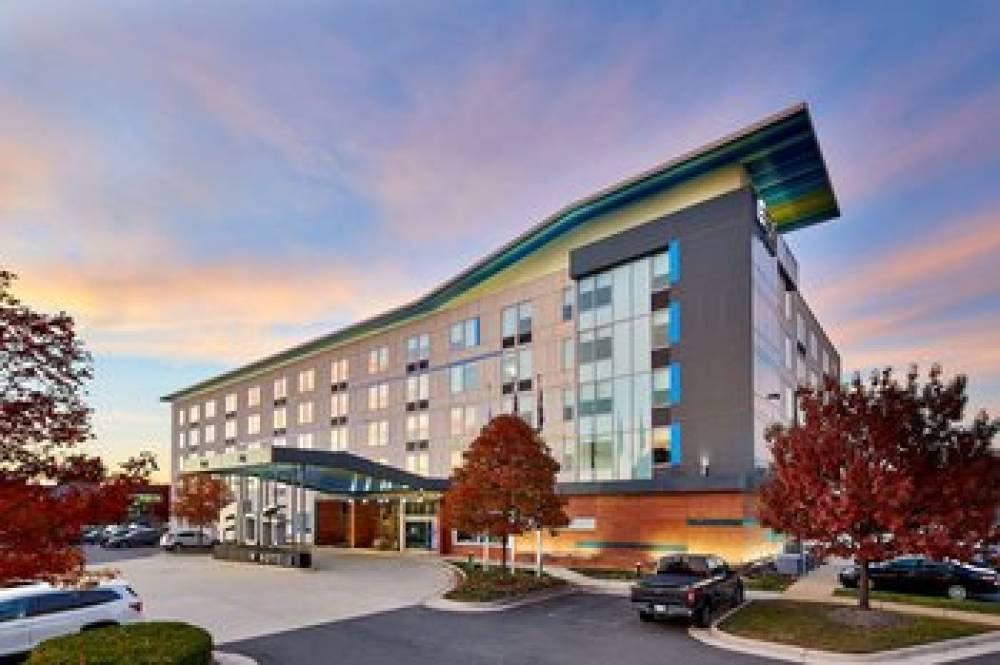 Aloft By Marriott Dulles Airport North 4