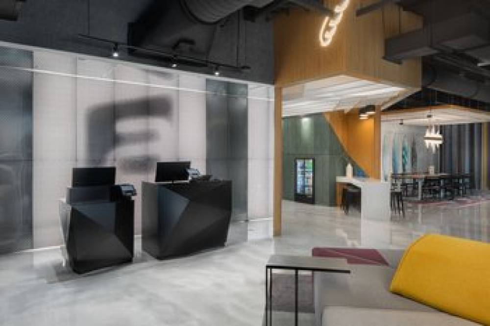 Aloft Fort Lauderdale Airport 5
