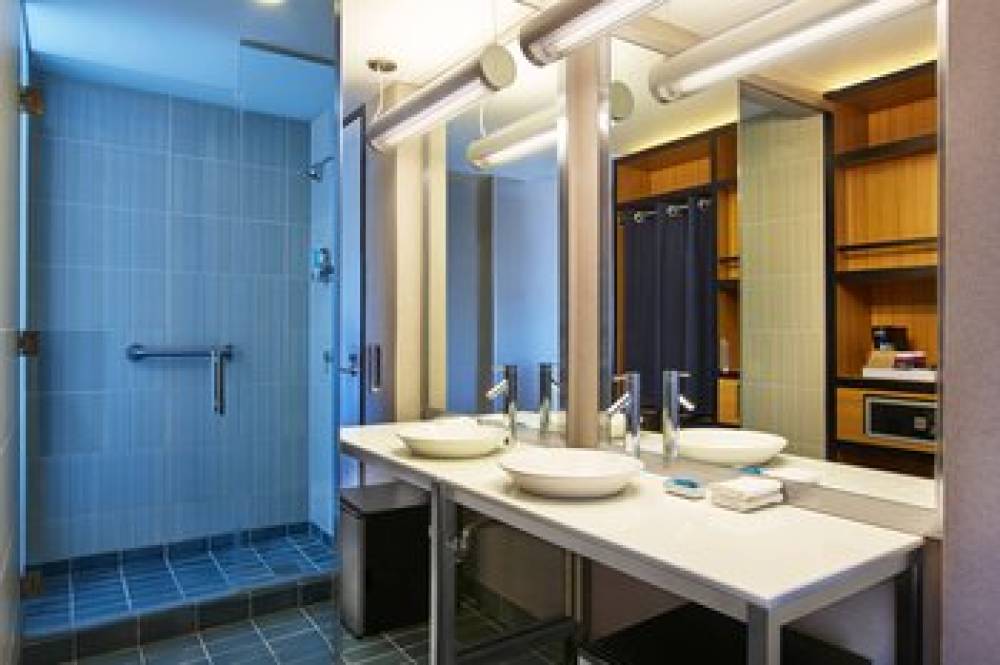Aloft Houston By The Galleria 5
