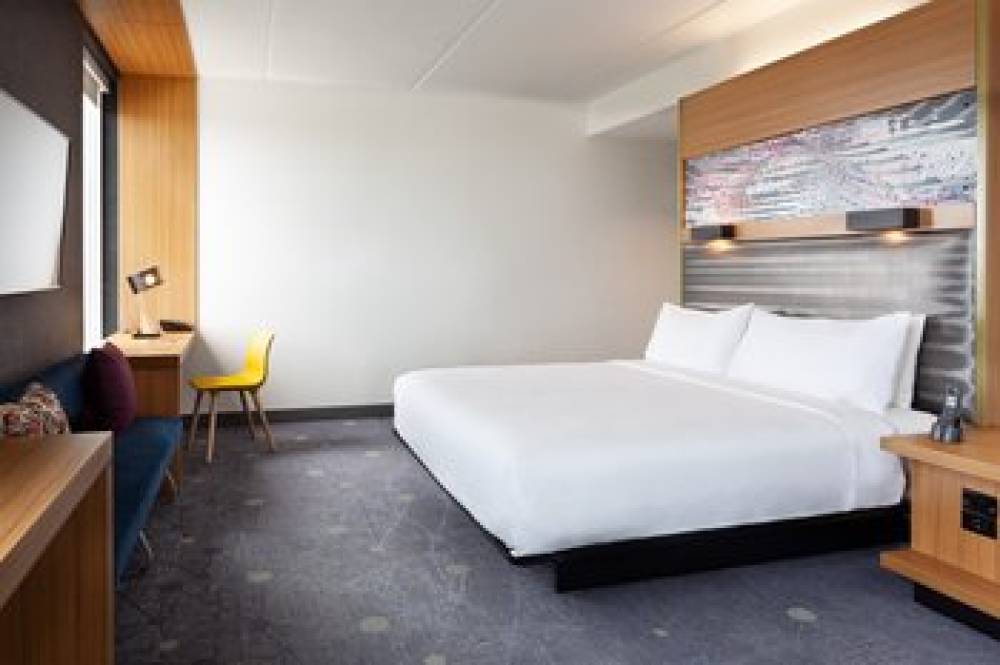 Aloft Jacksonville Tapestry Park 5