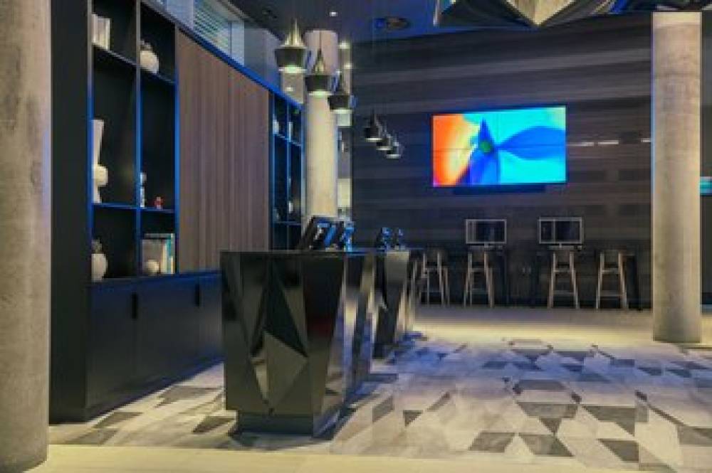 Aloft London Excel 2